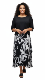 ROK ZWART/WIT MET PLOOIEN